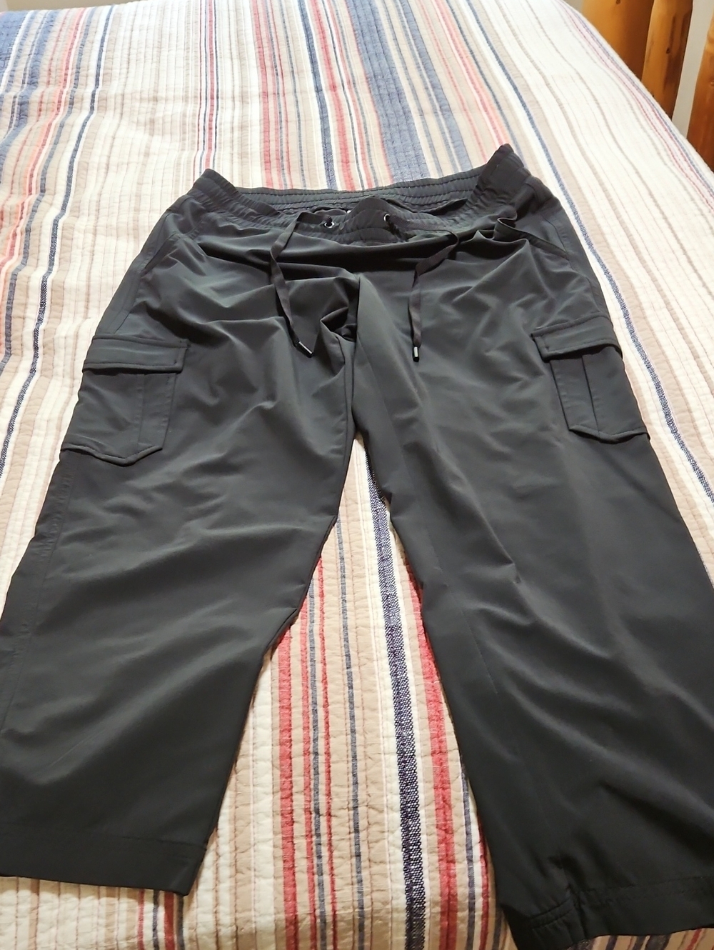 Eddie Bauer Capri Pants - Comfortable Drawstring Waist